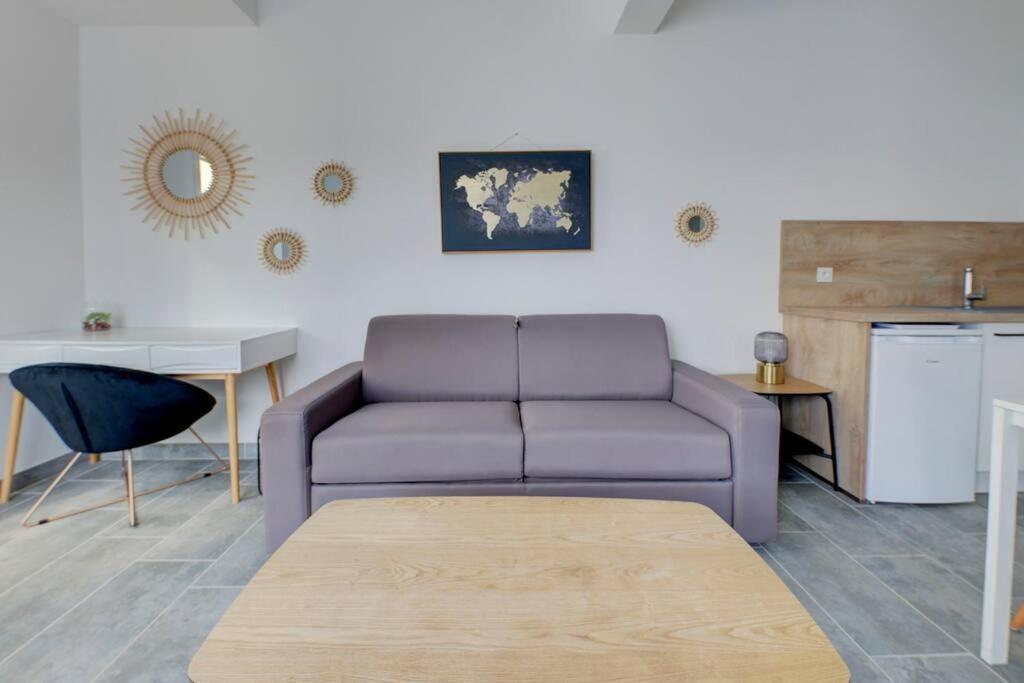Les Forges Fond Apartment Avoine Exterior photo